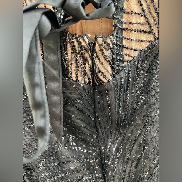 Walter Mendez Corset Beaded Gown - Picture 8 of 14